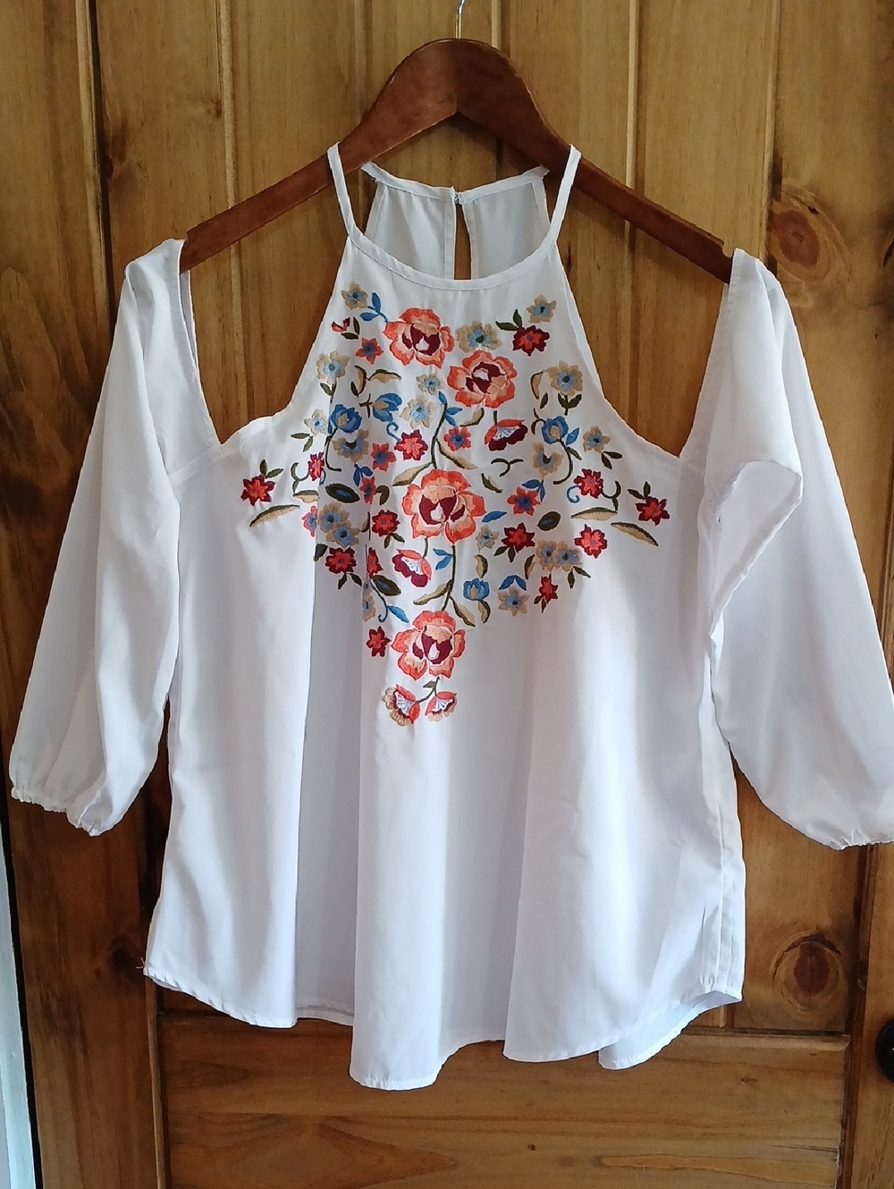 Abercrombie & Fitch White Cold-Shoulder Embroidered Floral Blouse - Small